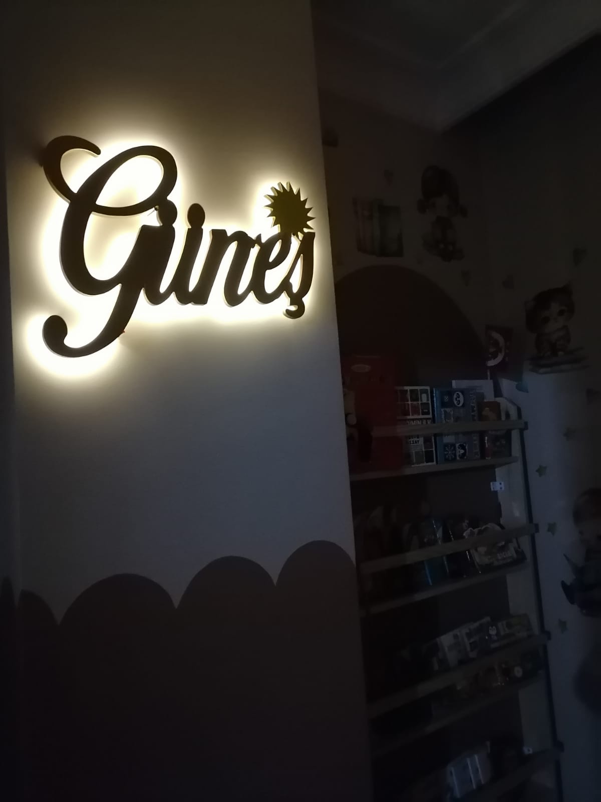 Küçük Boy Işıklı Tek İsimlik