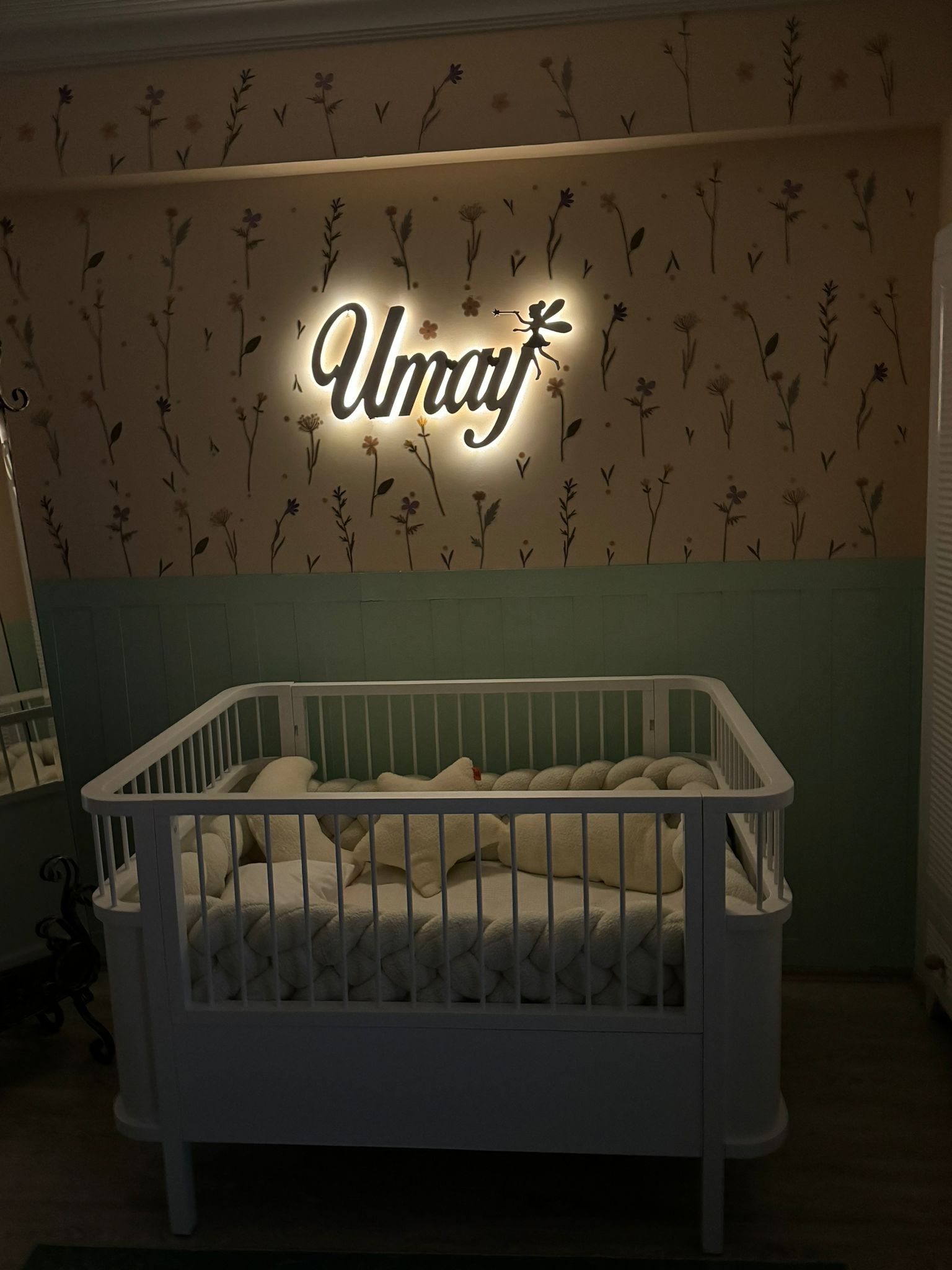 Büyük Boy Işıklı Tek İsimlik